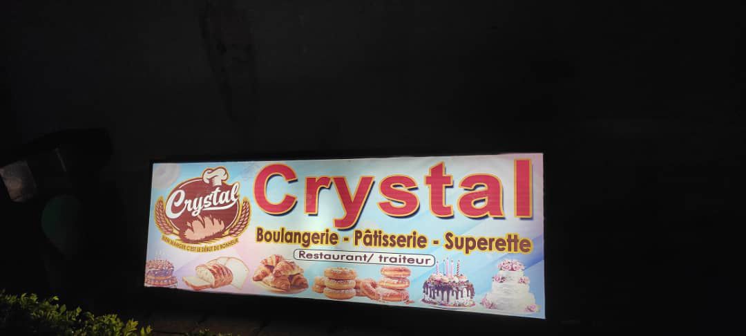 Enseignes & Plaques — enseigne lumineuse (crystal boulangerie)